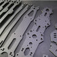 Dry Carbon Platte 1 mm – 30 x 30 cm – Autoklav-Qualität – Sichtcarbon – Für Auto Tuning Modellbau RC Drohne DIY – Glänzend – CFK Carbonplatte mit Gutachten