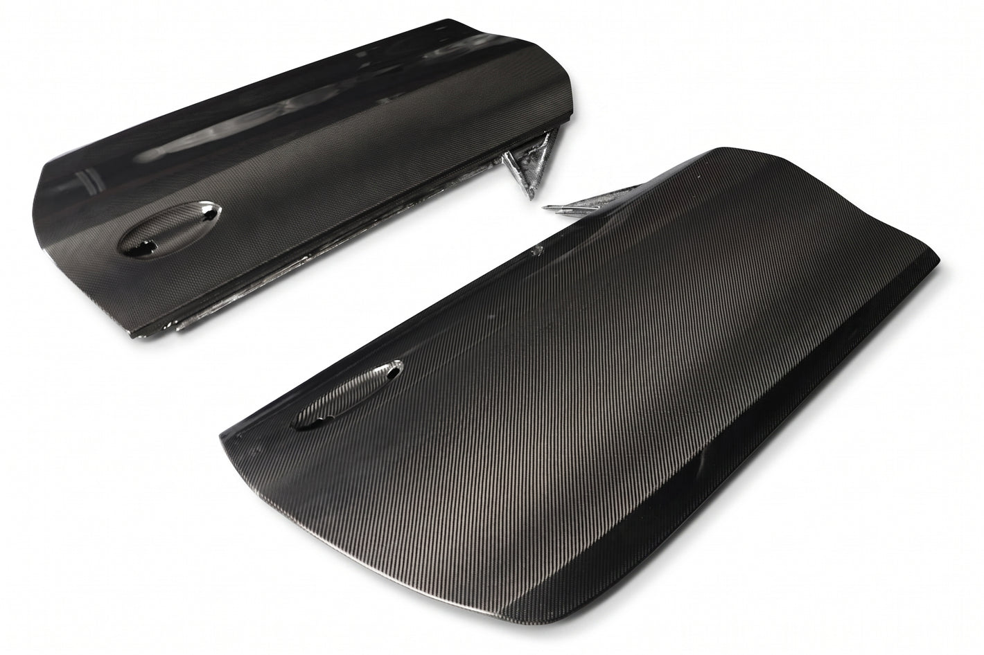 Porte sostitutive in Dry Carbon per BMW M4 G82 M4 G83 16kg più leggere!