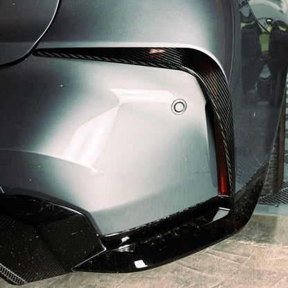 Estensione posteriore Dry Carbon AERO FLICK a forma di L per BMW M3 G80 G81 M4 G82 G83