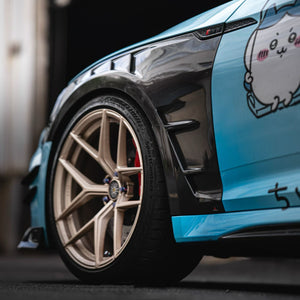 Dry Carbon Kotflügel Ersatz für Audi RS5 B9 Co-Branding mit AE DESIGN inkl. Eintragung